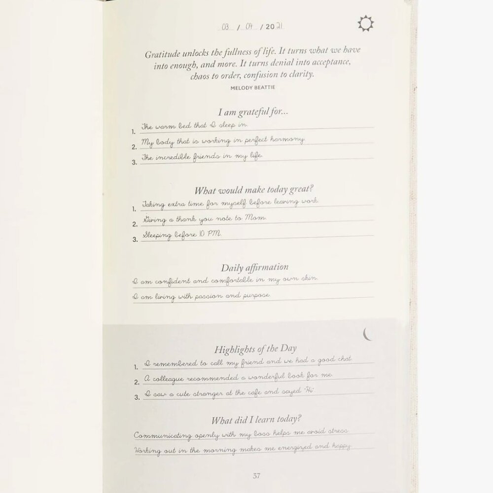 NEW INTELLIGENT CHANGES The Five Minute Journal Hardcover Beige Daily - Picture 3 of 13